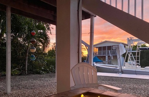 Doctor's Arm House | 2/2 Canal Front Home with Great Boating Access! Located in Doctor’s Arm Big Pine