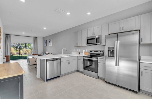 Braden River House | 2-bedroom 2.5 bath beautiful townhome in Bradenton