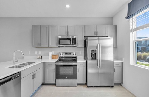 Braden River House | 2-bedroom 2.5 bath beautiful townhome in Bradenton