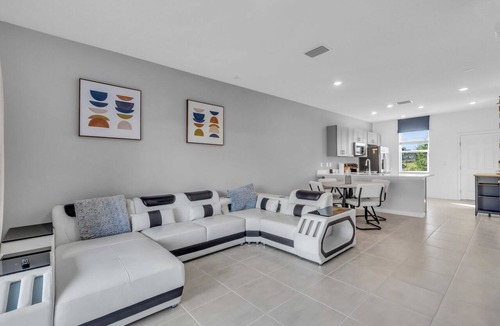 Braden River House | 2-bedroom 2.5 bath beautiful townhome in Bradenton