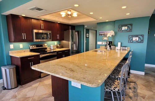 Vanderbilt Beach Condo | 2 Bedroom & 2 Bath Direct View of Gulf & Bay! Wrap Around Lanai! Summer Special