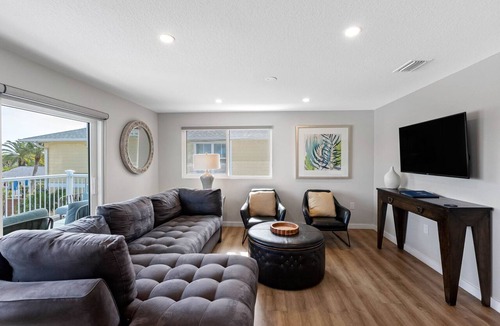 Nokomis Apartment | 2 Bedroom/2 Bath Villa (Second Level) - Unit 6