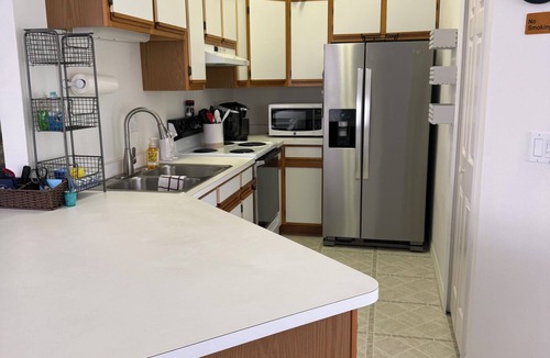 Highland Villa | 2 Bedroom, 2 Bathroom on the canal in Country Club Villas in peaceful Sebring Fl