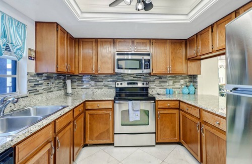 South Island Condo | 2-bedroom, 2 floor condo in beautiful Fort Myers Beach!