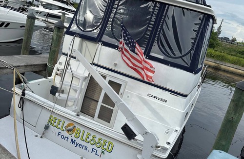 Fort Myers Shores Boat Rental | 2-bedroom boat in Marina ,AC, use of pool, clubhouse with showers and laundry.