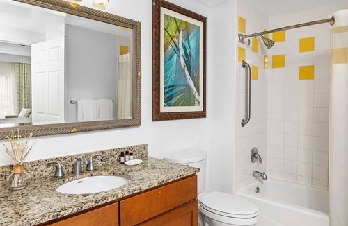 Upper Grand Lagoon Resort | 2-bedroom condo at Marriotts Legends Edge at Bay Point. Family friendly