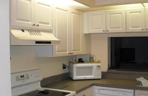 Trailer Estates Condo | 2 Bedroom Condo 94525 by Houzlet