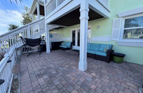 Coquina Key Condo | 2-bedroom condo in enchanting St. Petersburg, on Coquina Key, at Waterside South
