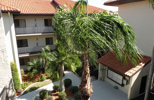 Biggar Condo | 2 BEDROOM CONDO IN GOLFING COMMUNITY, (10% DISCOUNT DEC. 15 TO JAN. 31, 2026)
