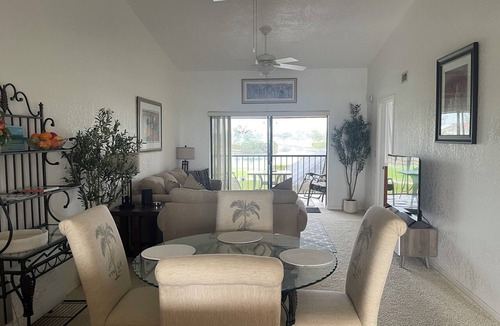 Deep Creek Condo | 2-bedroom condo in beautiful Punta Gorda with cool AC