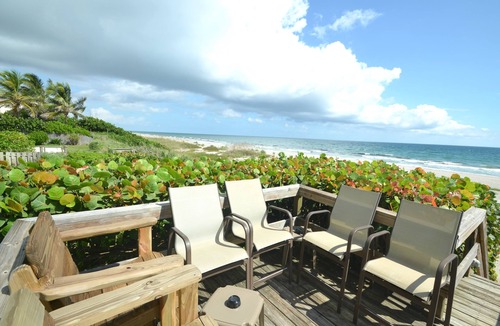 Indialantic By The Sea Apartment | 2 Bedroom Deluxe Condo with hotel amenities