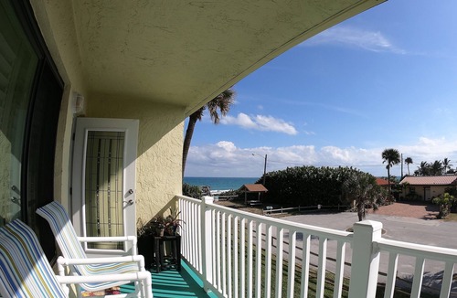 Indialantic By The Sea Apartment | 2 Bedroom Deluxe Condo with hotel amenities