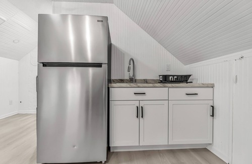 West End - West Side Apartment | 2-bedroom modern apartment for relaxing stays