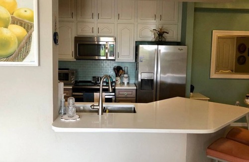 Naples Apartment | 2 Bedroom Single family 625150 by Houzlet
