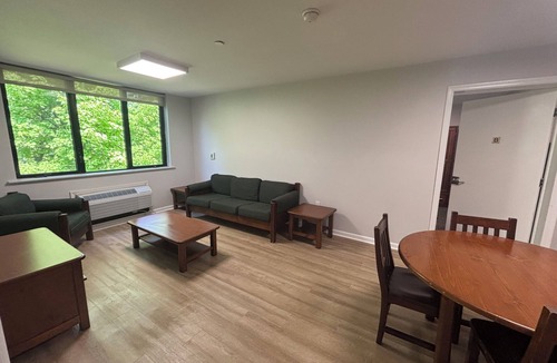 Caldwell Apartment | 2-bedroom suite: Caldwell, NJ