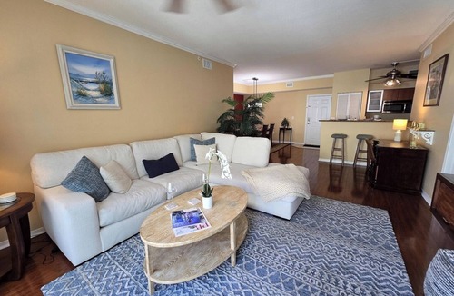 East Ocean Ave Condo | 2-Br Intracoastal Courtyard-view Oasis in Lantana!