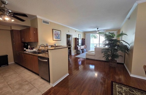 East Ocean Ave Condo | 2-Br Intracoastal Courtyard-view Oasis in Lantana!