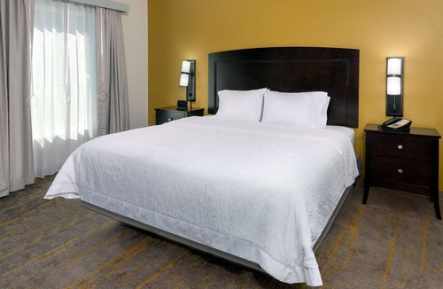Braden River Hotel | 2 Connecting Suites at a Hotel