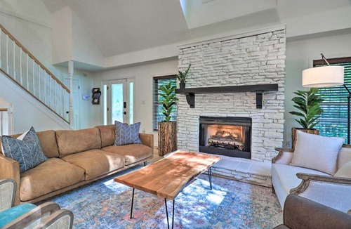 Sapphire House | 2 Mi to Sapphire Resort: Home w/Hot Tub & Games!