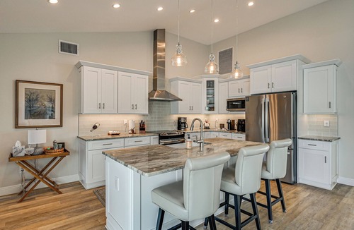 Marco Island House | 2 Mi to South Beach: Waterfront Home w/Lanai!