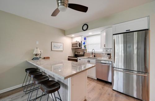 Marco Island House | 2 Mi to Tigertail Beach: Quiet Waterfront Condo