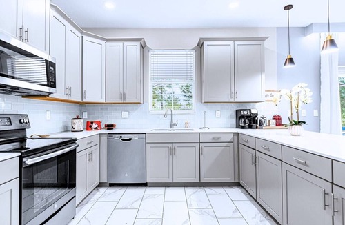 Davenport Villa | 2 MovieTheaters!Water Park,Star Wars Game Room, Frozen and Spider Man rooms