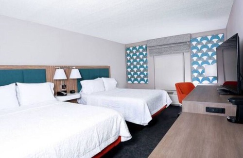 Wesley Chapel Hotel | 2 Spacious 2 Queen Bed Rooms Each w/Breakfast
