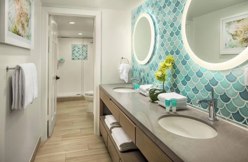 Truman Annex Resort | 2 Sunset Harbor Resort Key West, Hot Tub, Pool!