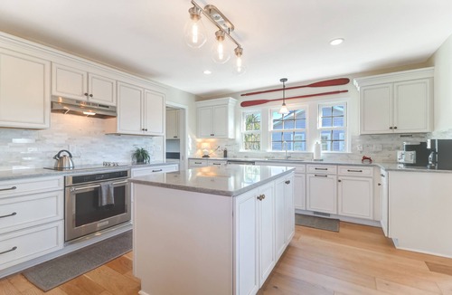 Isle of Palms House | $200 Gas Card for 5+ night stay July 4th week! Private Boardwalk, Pool, Hot Tub - 3602 Palm