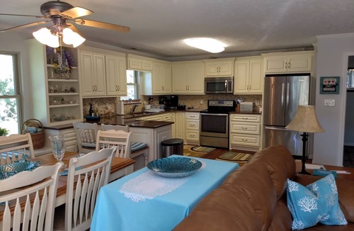 Appling House | 2026 Master’s Rental, Clark’s Hill Lake, Wildwood Park, Disk Golf, Pine Knoll