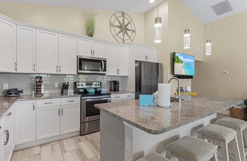 Fort Myers Beach House | 246 Sunset Oasis: Private Pool, Pet-Friendly, Sleeps 8