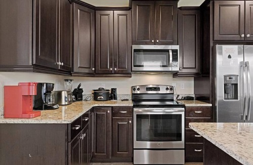 Davenport House | 25% 16BR Homes Pools & Spas