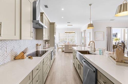 Fort Myers Beach House | 261/265 Canal Estates: 12BR, Pools & Spas, Water Views
