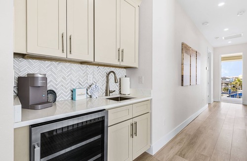 Fort Myers Beach House | 261/265 Canal Estates: 12BR, Pools & Spas, Water Views