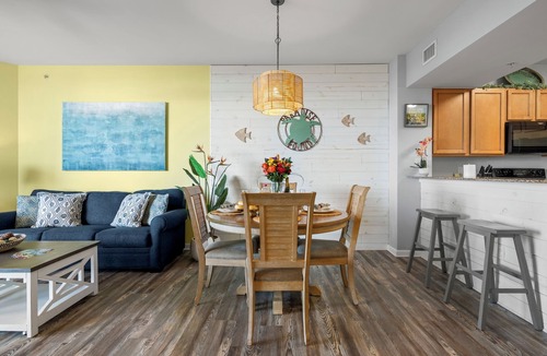 Destin Resort | 2714 SUPER Special ~ Book August 14th ~ Pools ~ Restaurant/Bar ~ Hot Tub