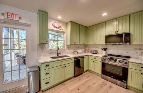 Fort Myers Beach House | 275 Ohio Charming Pool Home near the Beach