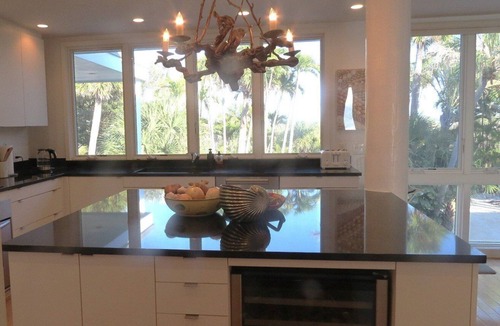 Boca Grande House | 2973 Shore Ln - 4 Bedroom - Beachfront Home