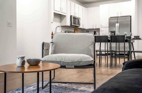 Bay Lake Apartment | 2Bd Apt Sleeps 8 PetsAllowed Close to Disney