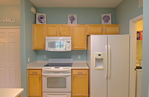 Majestic Palms Condo | 2BR 2 BA Close to Sanibel and Ft. Myers Beaches