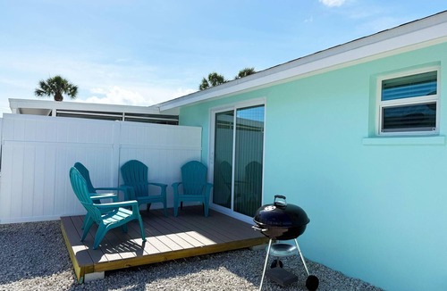 Englewood House | 2BR Coastal Beach & Boating Escape