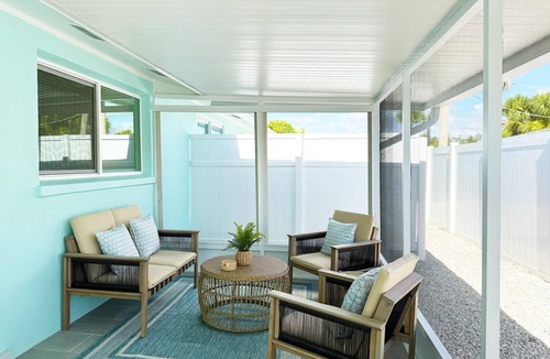 Englewood House | 2BR Coastal Retreat Near Beach & Boat Launch