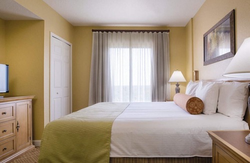 Lake Buena Vista Resort | 2BR-Dlx Inside Disney Gates-5 Pools, Lazy Rivers, Pay 25% Deposit