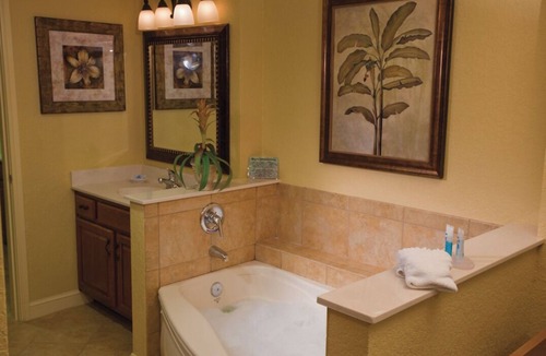 Lake Buena Vista Resort | 2BR-Dlx Inside Disney Gates-5 Pools, 2 Lazy Rivers, SPLASH pad, Mini Golf & More