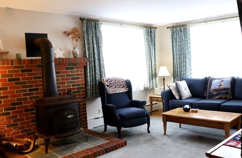 Ventnor City House | 3 bedroom 2 bath - first floor - Great in the offseason!