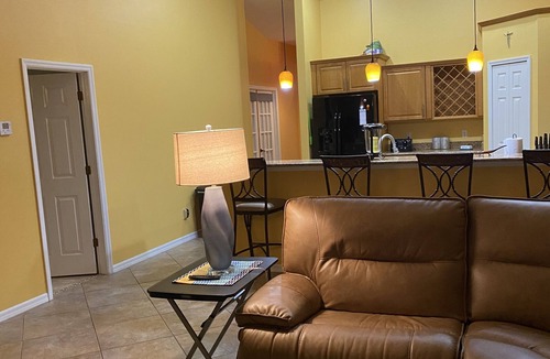 Mariner House | 3 bedroom/2 bath/pool/spa Located in NE Cape Coral
