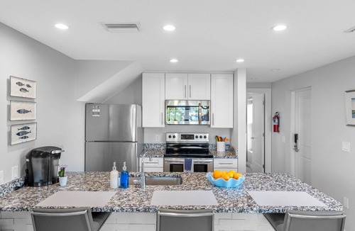 Nokomis House | 3 Bedroom/3 Bath Townhouse - Unit 3