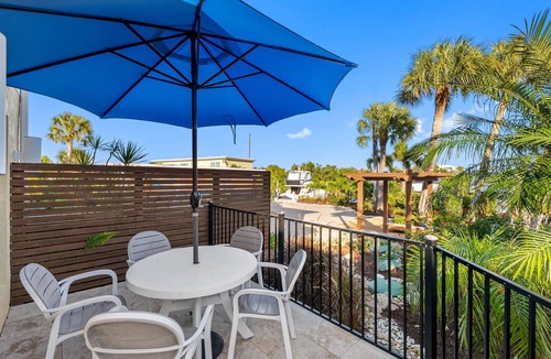 Nokomis House | 3 Bedroom/3 Bath Townhouse - Unit 3
