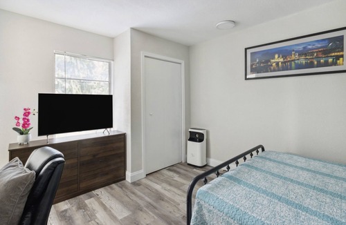 Pine Gardens North House | 3 bedroom home in the heart of Jupiter