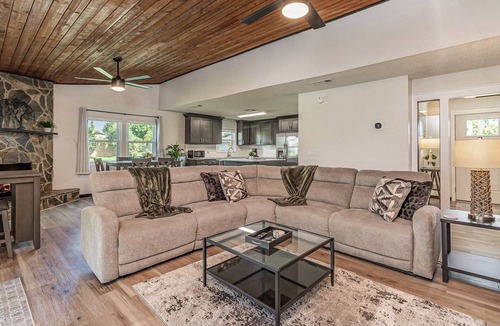 Interchange Square House | 3-bedroom house in beautiful Palm Bay Florida