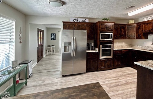 Lynn Haven House | 3-bedroom house in tranquil Lynn Haven, beautiful sunsets, & minutes to PCB.